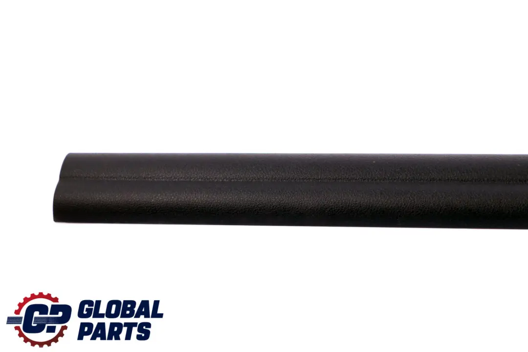 Bandella di Protezione Ingresso Interno Destro Nero per BMW F21 F22 F23 LCI con numero di parte 7339622 BMW F21 F22 F23 LCI Bandella di Protezione Ingresso Interno Destro Nero - SKU 7339622 - Numero di parte 7339622