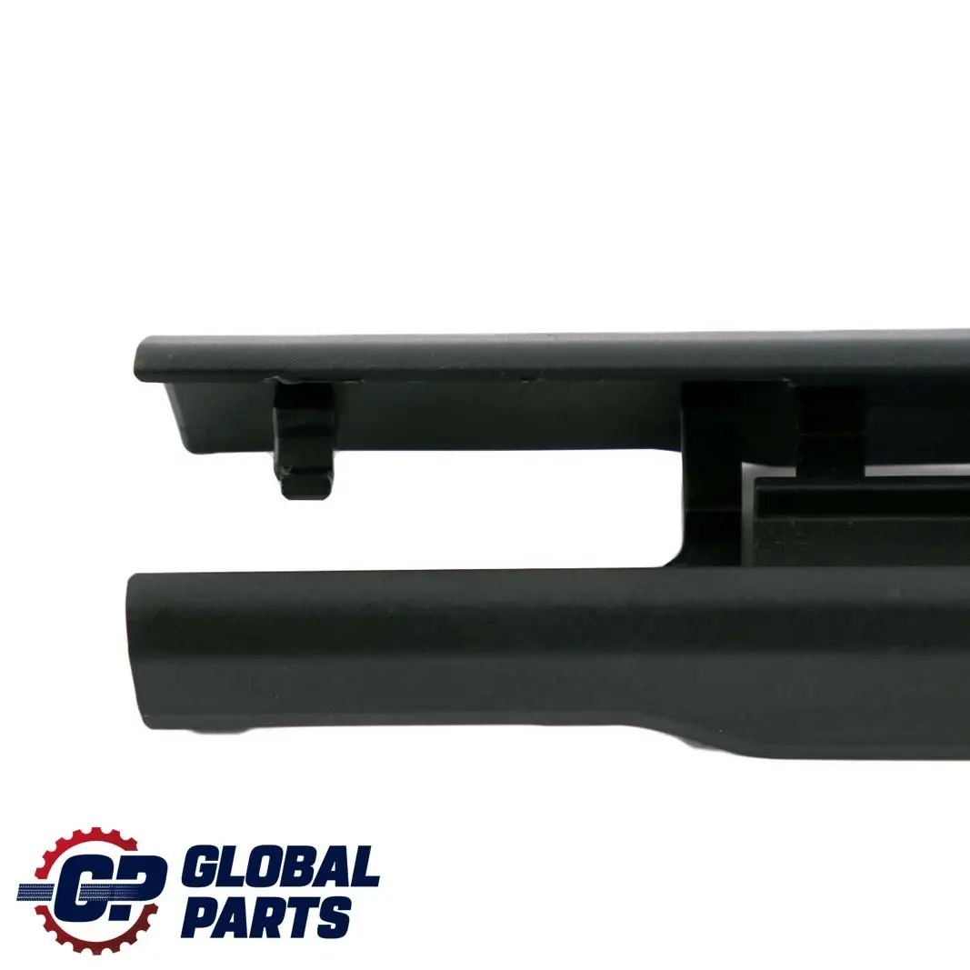 Cubierta Riel Asiento Delantero Trasero Derecho Oyster para BMW 5 F10 F11 LCI con número de pieza 7340342 BMW 5 F10 F11 LCI Cubierta Riel Asiento Delantero Trasero Derecho Oyster - SKU 7340355 - Número de pieza 7340342