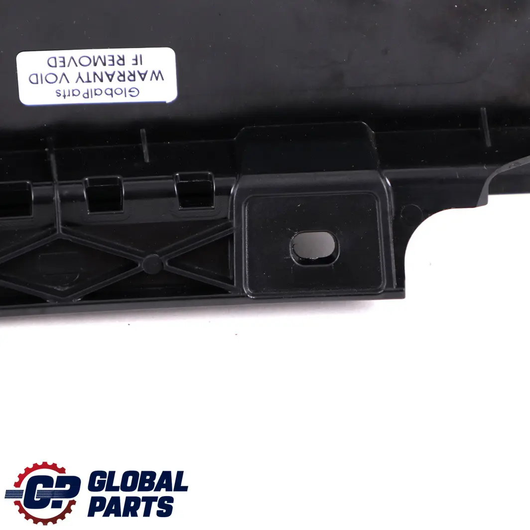 Acabado B-Pilar Recubrimiento Puerta Trasera Derecha Alto Brillo para BMW F20 con número de pieza 7340628 BMW F20 Acabado B-Pilar Recubrimiento Puerta Trasera Derecha Alto Brillo - SKU 7340628-1 - Número de pieza 7340628