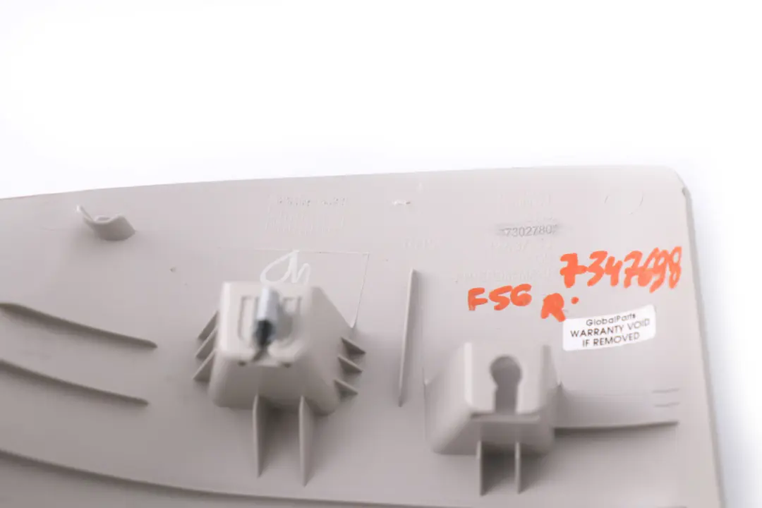 Blende C-Säule Rechts SATELLITE GREY für BMW MINI Cooper F56 mit Teilenummer 7347698 BMW MINI Cooper F56 Blende C-Säule Rechts SATELLITE GREY - SKU 7347698 - Teilenummer 7347698