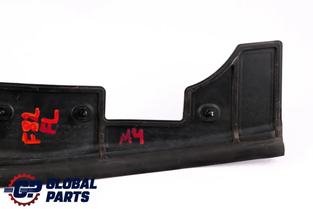 Puerta Junta Junta Burlete Delantero Izquierdo para BMW F32 F82 M4 con número de pieza 7347701 BMW F32 F82 M4 Puerta Junta Junta Burlete Delantero Izquierdo - SKU 7347701 - Número de pieza 7347701