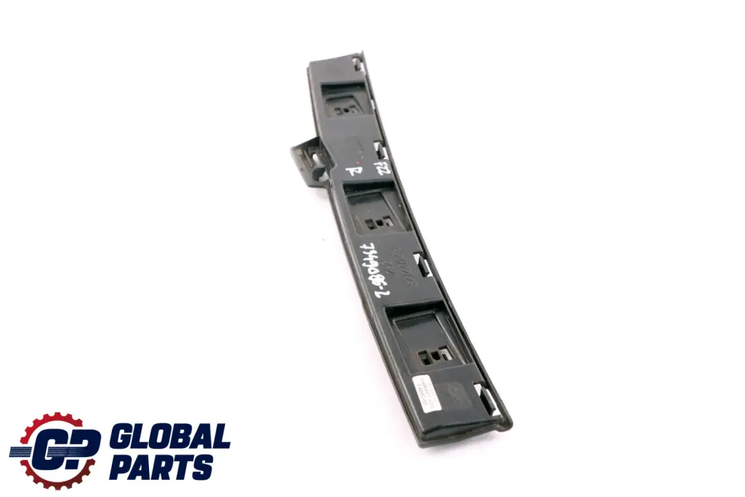 Listwa Ślizg Mocowanie Progu 7268078 do BMW F21 F22 o numerze 7349086 BMW F21 F22 Listwa Ślizg Mocowanie Progu 7268078 - SKU 7349086-2 - Numer Części 7349086