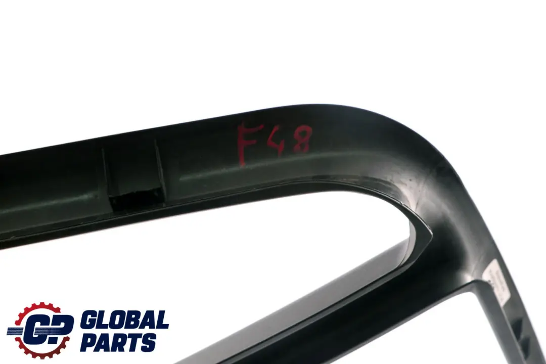 Cache Fenêtre Cadre Porte Arrière Droite pour BMW X1 F48 à propos du numéro de pièce 7349672 BMW X1 F48 Cache Fenêtre Cadre Porte Arrière Droite - SKU 7349672 - Numéro de pièce 7349672