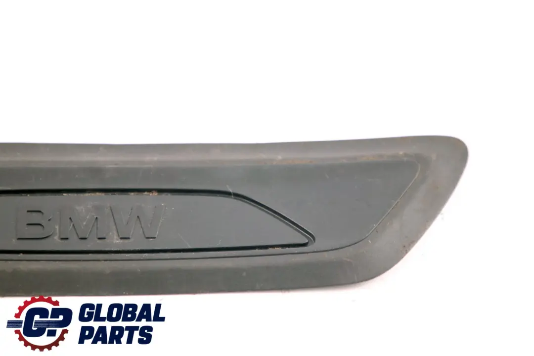 Tapa Tira Entrada Trasera Derecha Negro para BMW X1 X2 F39 F48 con número de pieza 7349674 BMW X1 X2 F39 F48 Tapa Tira Entrada Trasera Derecha Negro - SKU 7349674 - Número de pieza 7349674