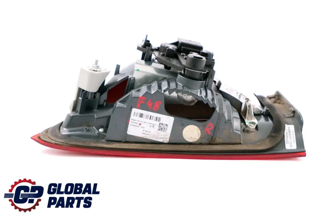 BMW X1 er F48 F48N LCI Heckleuchte Heckklappe Rechts 6321 - SKU 7350696 - Teilenummer 7350696
