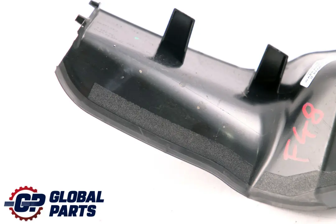 Coperchio posteriore portellone posteriore sinistro grondaia d'acqua per BMW X1 F48 con numero di parte 7350721 BMW X1 F48 Coperchio posteriore portellone posteriore sinistro grondaia d'acqua - SKU 7350721 - Numero di parte 7350721