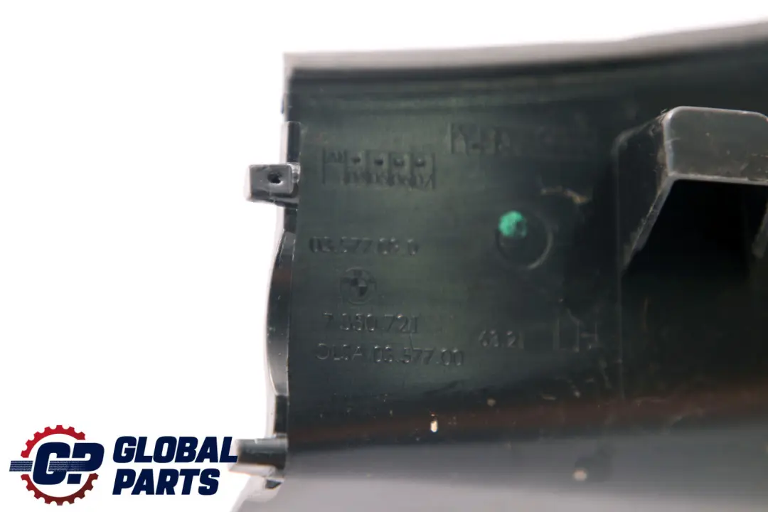 BMW X1 F48 Tapa trasera maletero Portón trasero izquierdo Cubierta canaleta agua - SKU 7350721 - Número de pieza 7350721