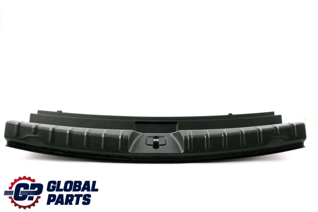 Maletero Carga Panel Sill Tapa Negro para BMW F30 F80 M3 con número de pieza 7351650 BMW F30 F80 M3 Maletero Carga Panel Sill Tapa Negro - SKU 7351650 - Número de pieza 7351650