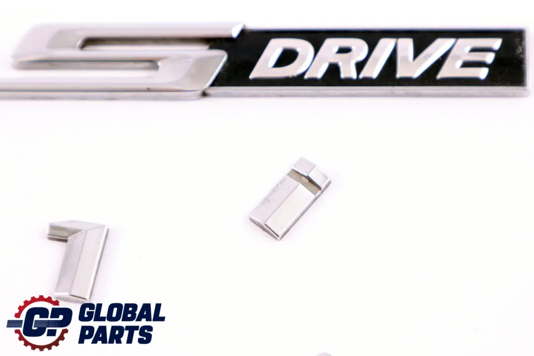 Rotulación S Drive 18i Emblema Logo Insignia para BMW Z4 E89 con número de pieza 7352165 BMW Z4 E89 Rotulación S Drive 18i Emblema Logo Insignia - SKU 7352165 - Número de pieza 7352165