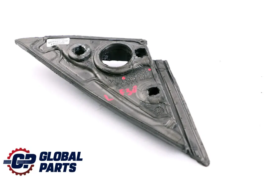 Junta, triangulo espejo exterior izquierdo para BMW F30 F31 con número de pieza 7352231 BMW F30 F31 Junta, triangulo espejo exterior izquierdo - SKU 7352231 - Número de pieza 7352231