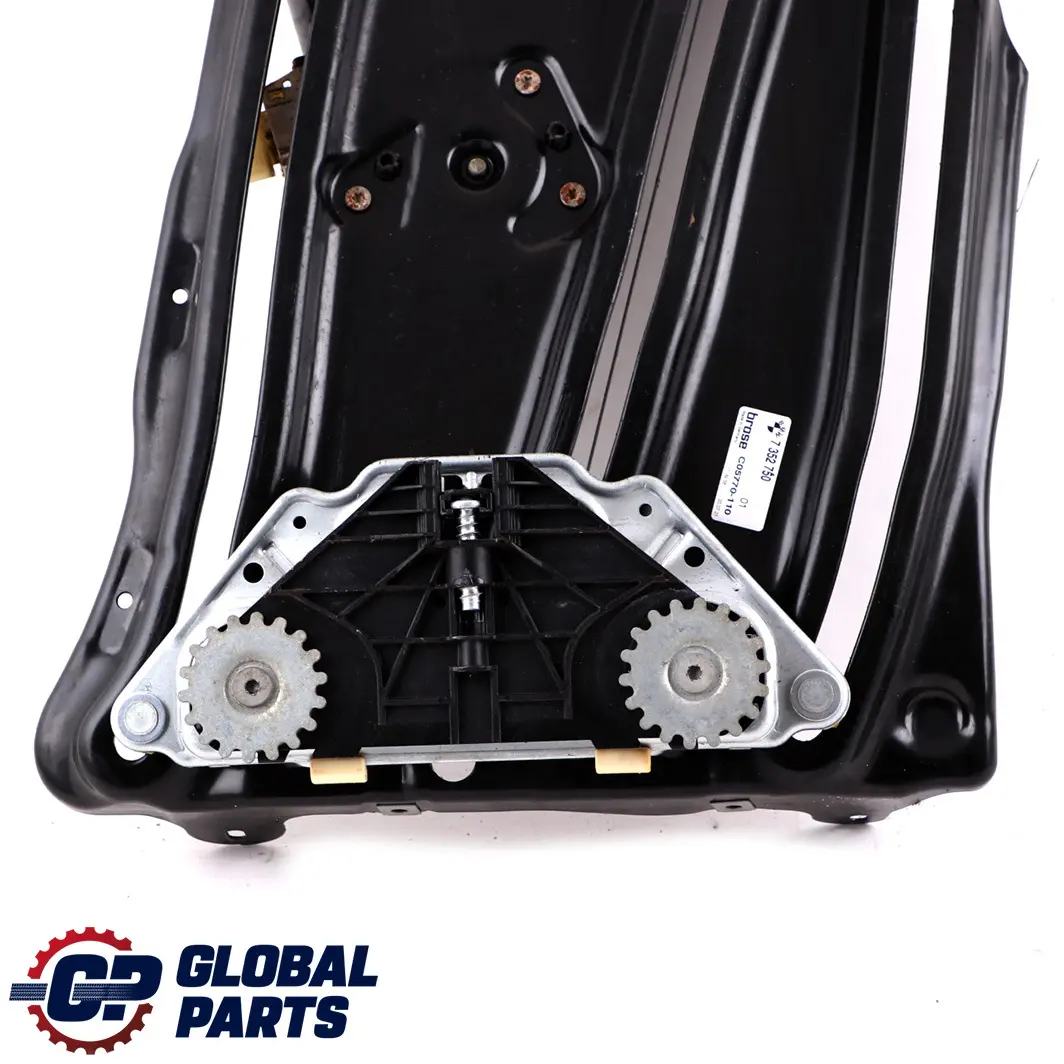 Motor elevalunas trasero derecho para BMW F33 F83 M4 con número de pieza 7352750 BMW F33 F83 M4 Motor elevalunas trasero derecho - SKU 7352750 - Número de pieza 7352750