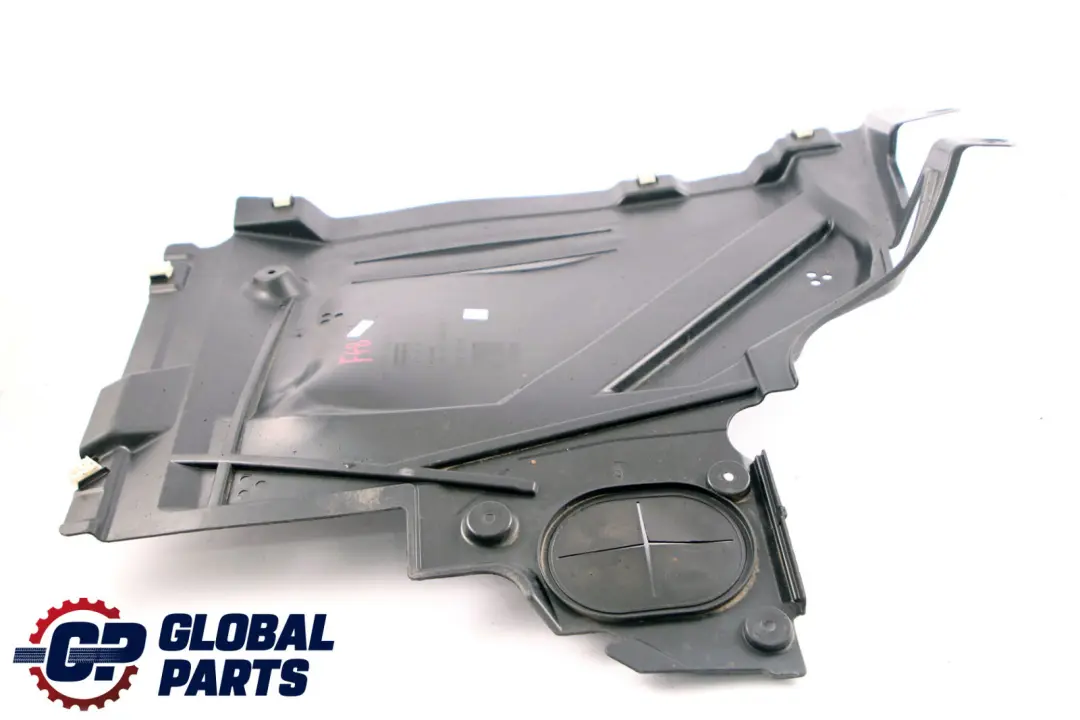 Cubierta Debajo De La Carrocería Tanque Izquierdo para BMW X1 Serie F48 con número de pieza 7354759 BMW X1 Serie F48 Cubierta Debajo De La Carrocería Tanque Izquierdo - SKU 7354759 - Número de pieza 7354759