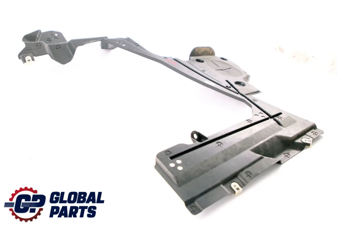 BMW X1 X2 er F39 F48 Unterbodenverkleidung Tank Rechts 5175 - SKU 7354760 - Teilenummer 7354760