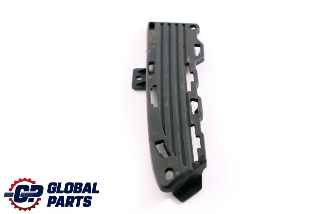 Parachoques Delantero Entrada Aire Tapa Izquierda para Mini Cooper F55 F56 con número de pieza 7355239 Mini Cooper F55 F56 Parachoques Delantero Entrada Aire Tapa Izquierda - SKU 7355239 - Número de pieza 7355239