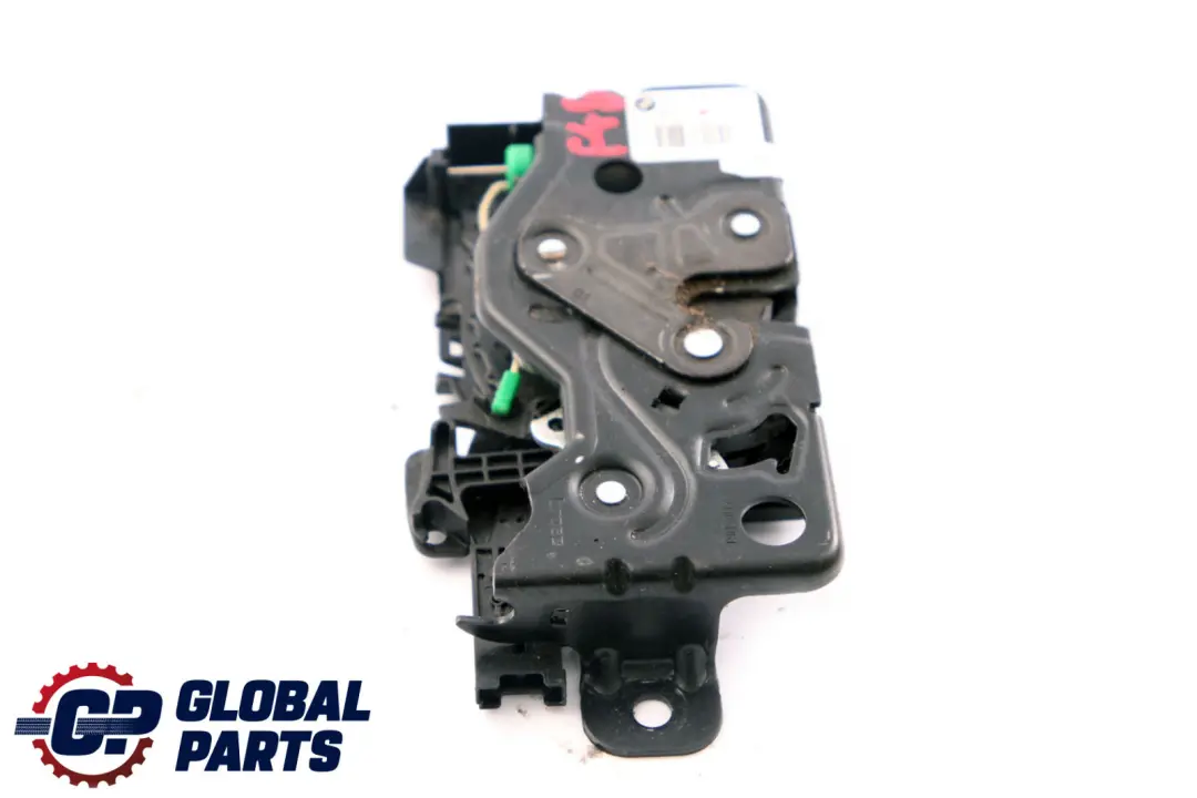 Chiusura morbida automatica del coperchio del bagagliaio per BMW F40 F48 con numero di parte 7357112 BMW F40 F48 Chiusura morbida automatica del coperchio del bagagliaio - SKU 7357112 - Numero di parte 7357112