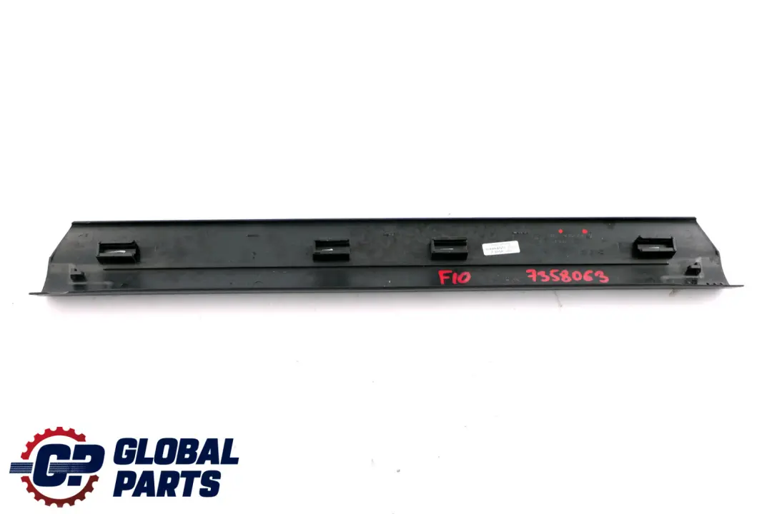 Listwa Osłona Progu Wewnętrzna Przednia Lewa Prawa 9162721 do BMW F10 F11 o numerze 7358063 BMW F10 F11 Listwa Osłona Progu Wewnętrzna Przednia Lewa Prawa 9162721 - SKU 7358063 - Numer Części 7358063