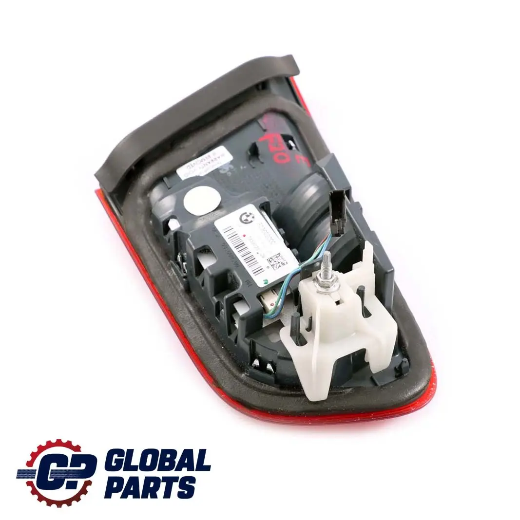  Luce Nel Cofano Del Bagagliaio BMW F20 F21 LCI Lampada Posteriore Destra - SKU 7359020 - Numero di parte 7359020