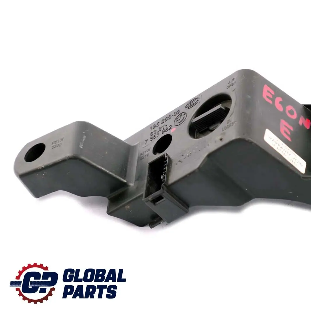 BMW E60 LCI M5 Wkład Mocowanie Żarówek Lampy Prawy - SKU 7361882 - Numer Części 7361882