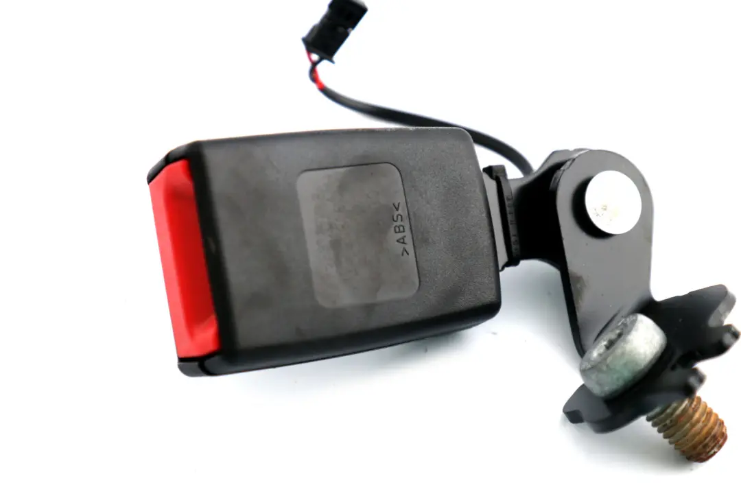 Klamra Pasa Prawy Tył do Mini F56 o numerze 7362070 Mini F56 Klamra Pasa Prawy Tył - SKU 7362070 - Numer Części 7362070