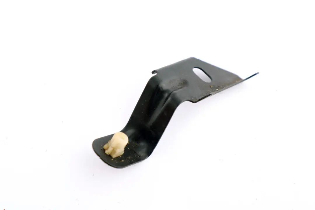 Bracket Underfloor Panelling Right O/S to BMW 1 2 3 4 Series F20 F21 F30 F31 F32 with Part number 7365568 BMW 1 2 3 4 Series F20 F21 F30 F31 F32 Bracket Underfloor Panelling Right O/S - SKU 7365568 - Part number 7365568