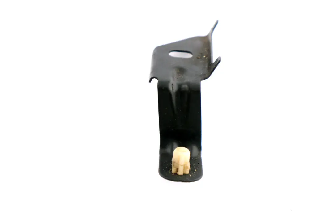 Bracket Underfloor Panelling Right O/S to BMW 1 2 3 4 Series F20 F21 F30 F31 F32 with Part number 7365568 BMW 1 2 3 4 Series F20 F21 F30 F31 F32 Bracket Underfloor Panelling Right O/S - SKU 7365568 - Part number 7365568