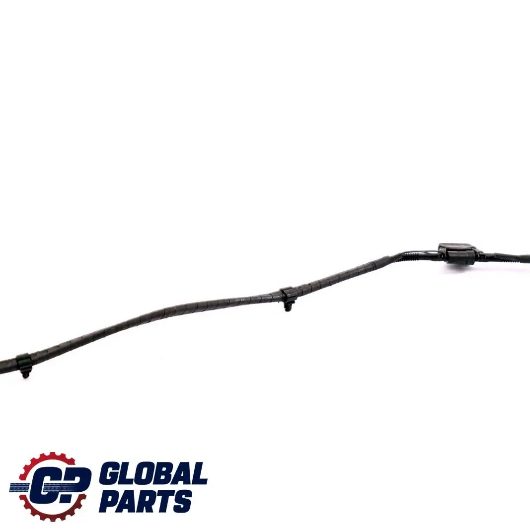 Nozzle Chain Windscreen Washer System Pipe to BMW F32 F33 with Part number 73367464 BMW F32 F33 Nozzle Chain Windscreen Washer System Pipe - SKU 7367464 - Part number 73367464