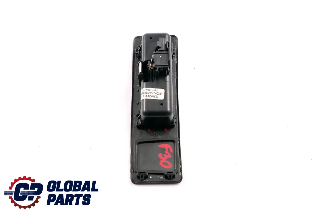 Taster Heckklappe Kofferraum Deckel Heckklappengriff für BMW F22 F30 F83 M4 mit Teilenummer 7368752 BMW F22 F30 F83 M4 Taster Heckklappe Kofferraum Deckel Heckklappengriff - SKU 7368752 - Teilenummer 7368752