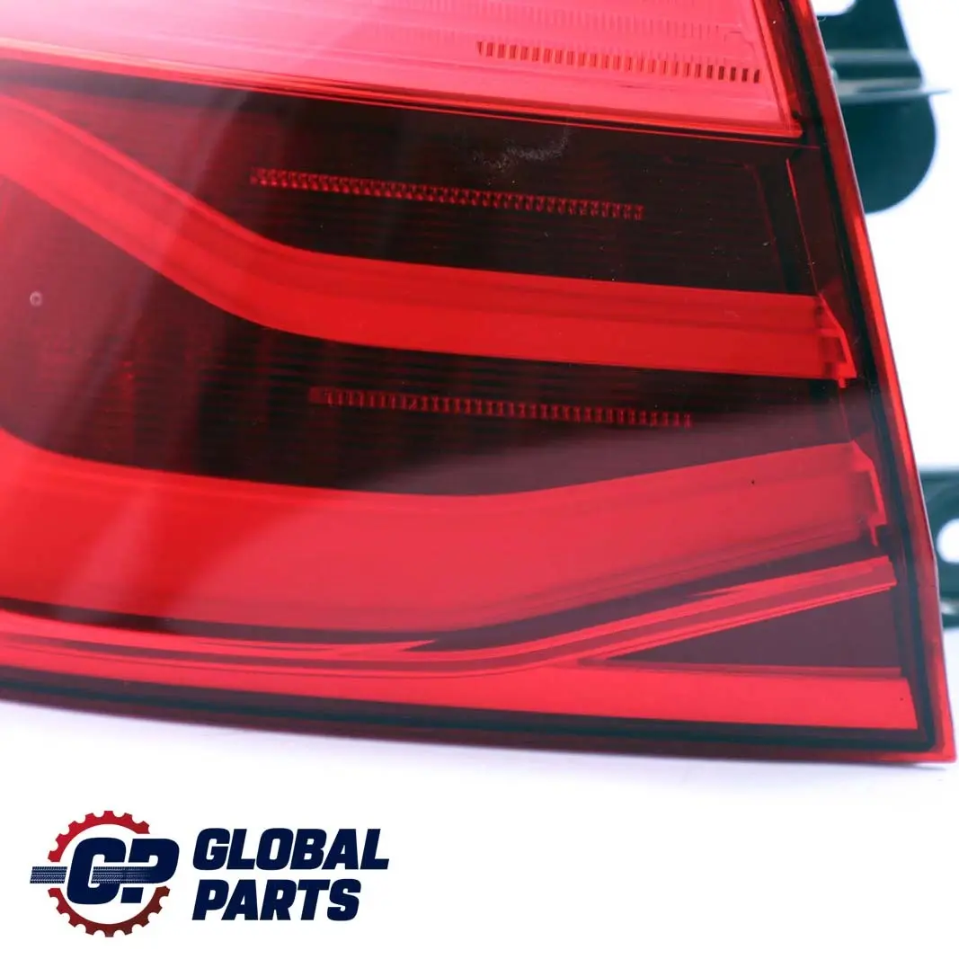 Rücklicht Seitenwand links für BMW F30 F80 M3 LCI mit Teilenummer 7369117 BMW F30 F80 M3 LCI Rücklicht Seitenwand links - SKU 7369117 - Teilenummer 7369117