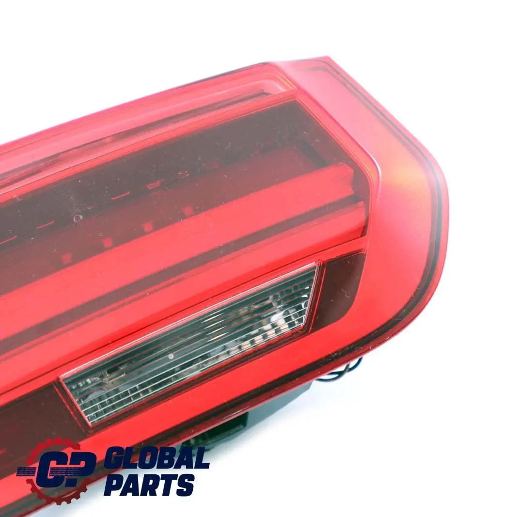 Lampa Pokrywy Bagażnika Lewy Tył do BMW F30 F31 F80 LCI o numerze 7369119 BMW F30 F31 F80 LCI Lampa Pokrywy Bagażnika Lewy Tył - SKU 7369119 - Numer Części 7369119
