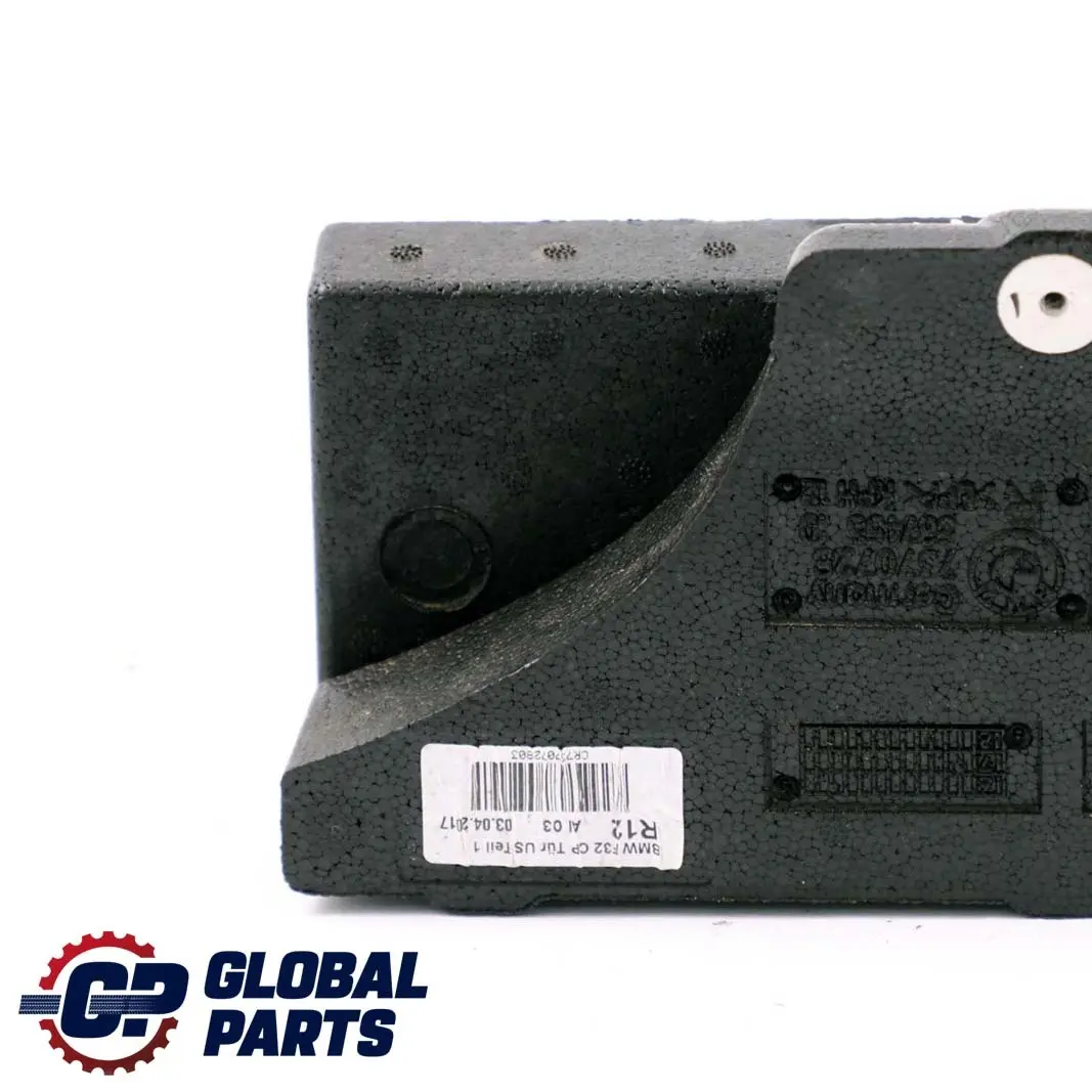 Crashpad Door Trim Front Right O/S to BMW 4 Series F32 F33 F82 F83 M4 with Part number 7370730 BMW 4 Series F32 F33 F82 F83 M4 Crashpad Door Trim Front Right O/S - SKU 7370730 - Part number 7370730