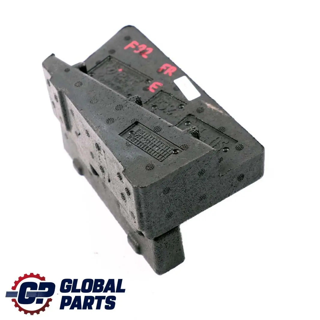 Crashpad Door Trim Anteriore Destro per BMW F32 F33 F82 F83 M4 con numero di parte 7370730 BMW F32 F33 F82 F83 M4 Crashpad Door Trim Anteriore Destro - SKU 7370730 - Numero di parte 7370730