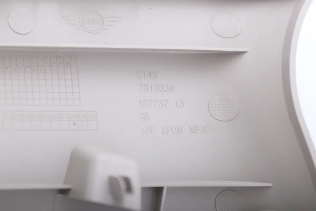 Apertura Copertura B-S?ule Superiore Destro Satellite Grigio per Mini Cooper One F55 con numero di parte 7371532 Mini Cooper One F55 Apertura Copertura B-S?ule Superiore Destro Satellite Grigio - SKU 7371532 - Numero di parte 7371532