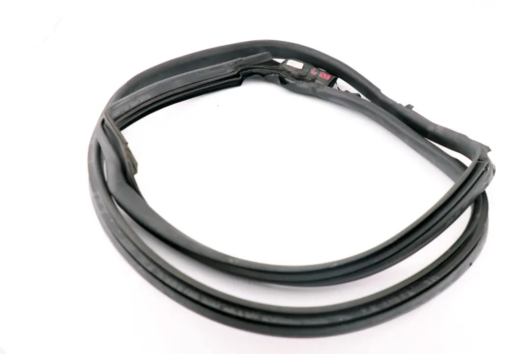 Coupé Door Weatherstrip Strip Seal Gasket Left N/S to MINI Cooper R58 with Part number 7372775 MINI Cooper R58 Coupé Door Weatherstrip Strip Seal Gasket Left N/S - SKU 7372775 - Part number 7372775