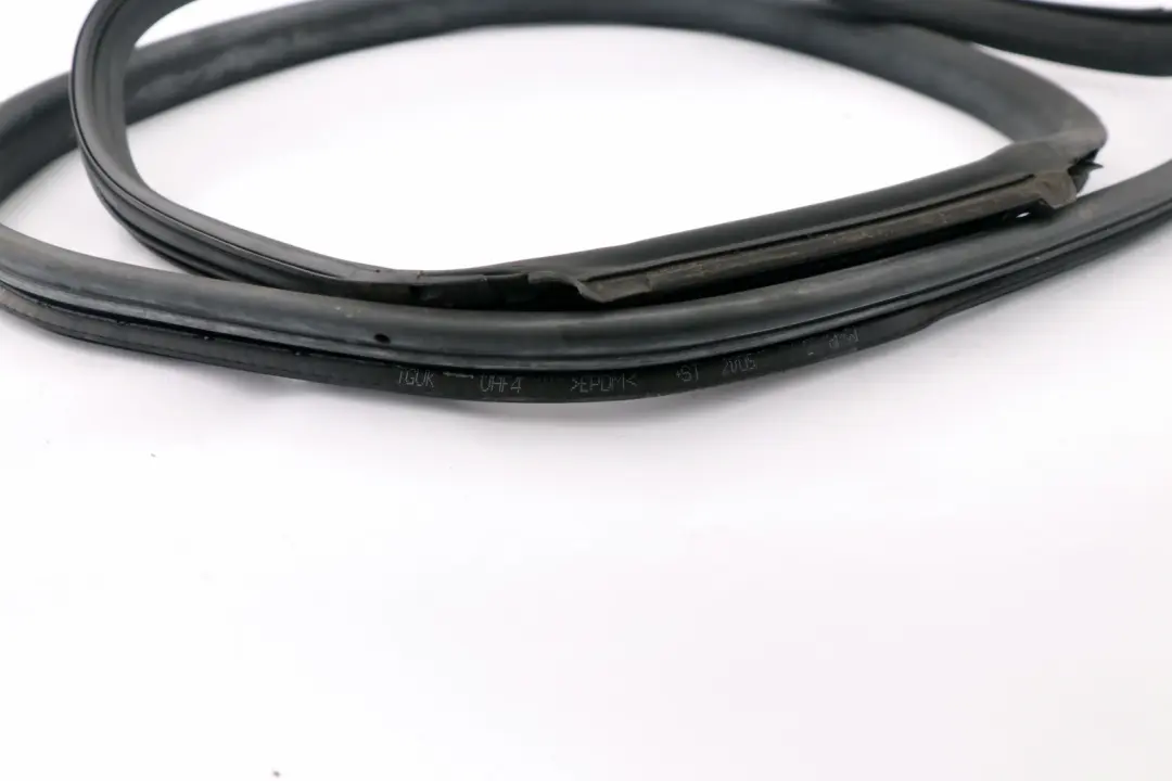 Türdichtung Dichtungsleiste Tür Blenden Rechts für MINI Cooper R58 mit Teilenummer 7372776 MINI Cooper R58 Türdichtung Dichtungsleiste Tür Blenden Rechts - SKU 7372776 - Teilenummer 7372776