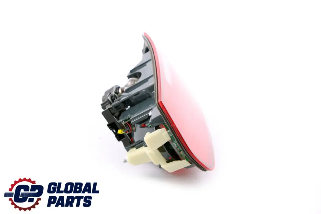 Heckleuchte Heckklappe Hinten Rechts für BMW F30 F80 M3 mit Teilenummer 7372794 BMW F30 F80 M3 Heckleuchte Heckklappe Hinten Rechts - SKU 7372794 - Teilenummer 7372794