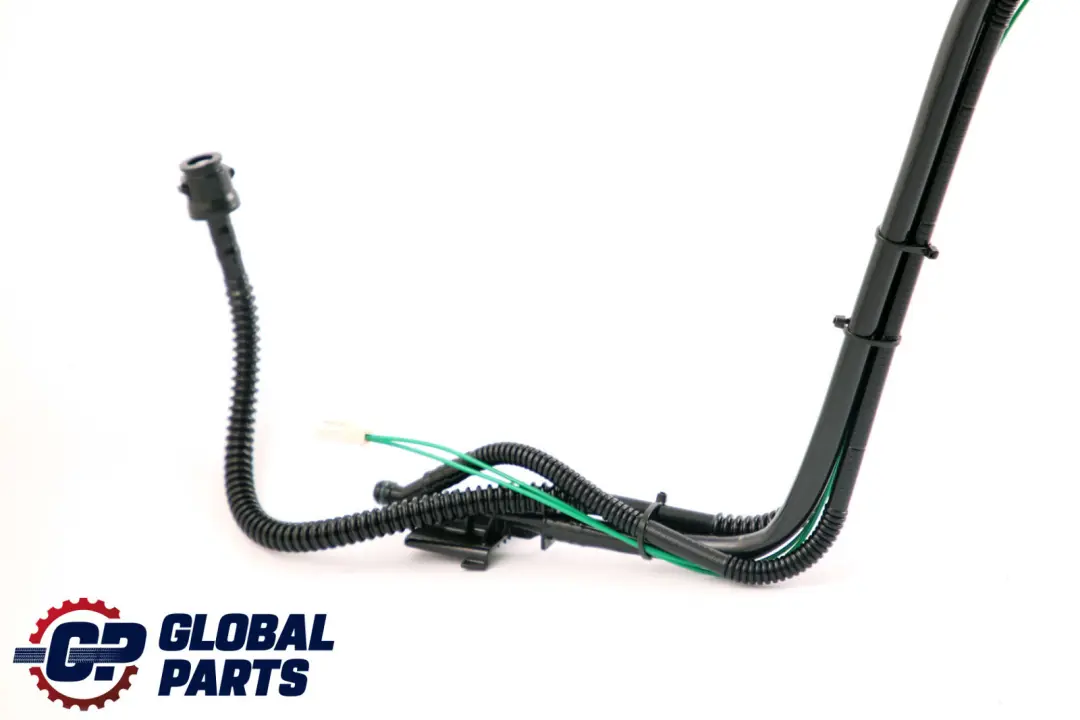 Prawa Pompa Paliwa do BMW E60 E61 530d o numerze 7373472 BMW E60 E61 530d Prawa Pompa Paliwa - SKU 7373472 - Numer Części 7373472