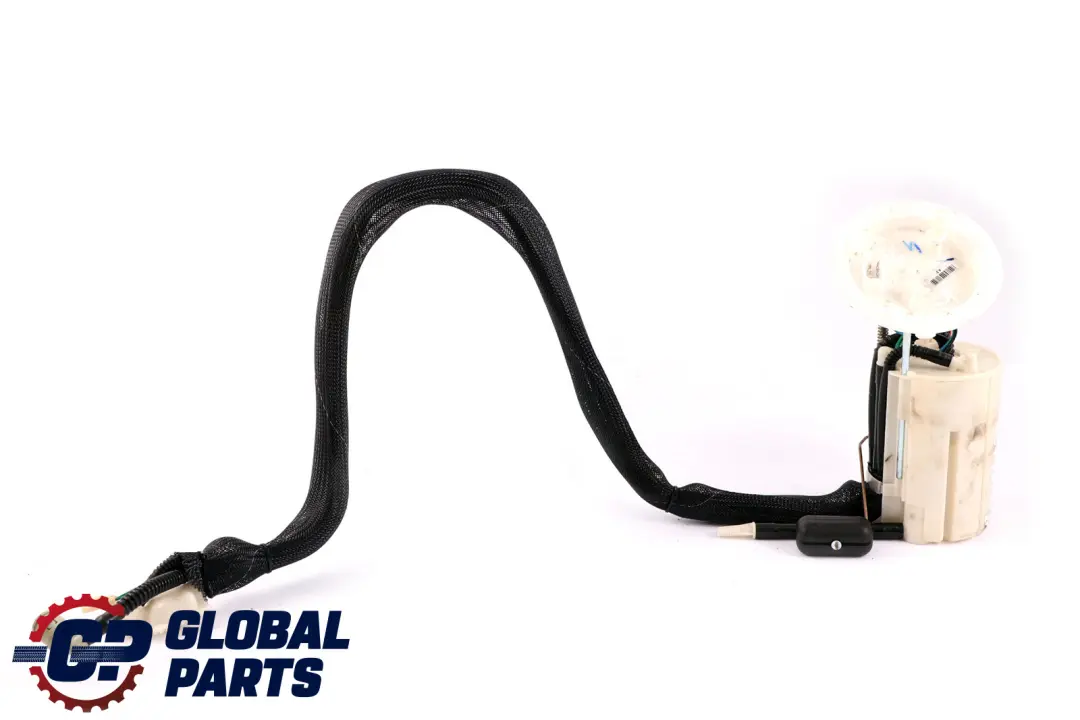 N52 Pompa Paliwa do BMW E60 E61 E63 E64 o numerze 7373503 BMW E60 E61 E63 E64 N52 Pompa Paliwa - SKU 7373503 - Numer Części 7373503