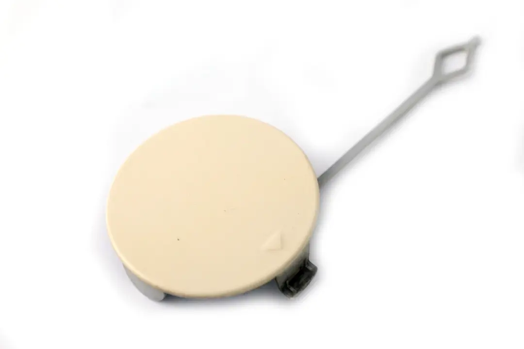 Blende Abschleppöse Lackiert Links Pepper White Weiß für BMW Mini Cooper F56 F57 mit Teilenummer 7380011 BMW Mini Cooper F56 F57 Blende Abschleppöse Lackiert Links Pepper White Weiß - SKU 7380011-PW1 - Teilenummer 7380011