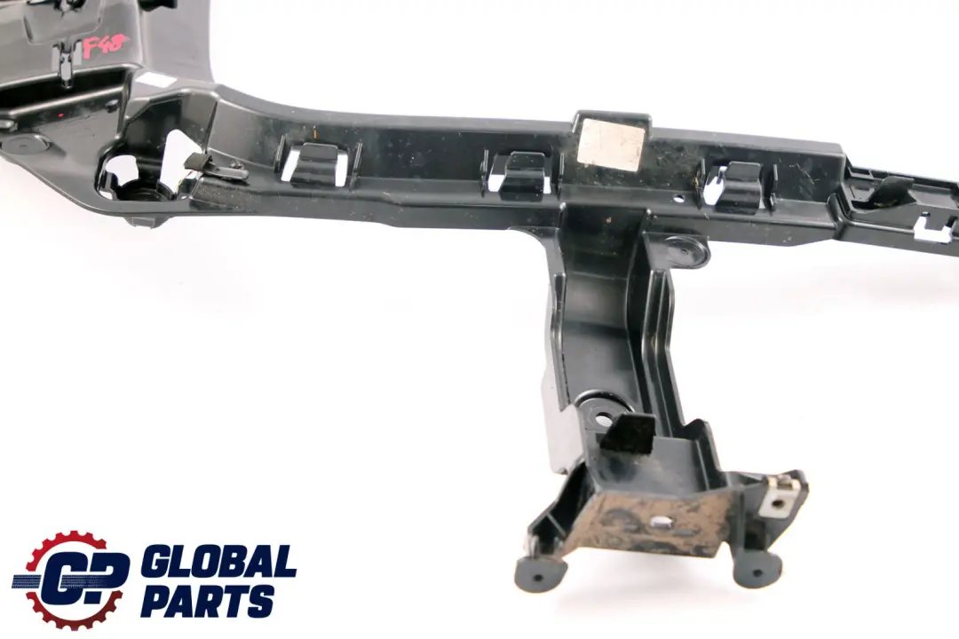 Montaggio Paraurti Angolo Posteriore Sinistro Trim per BMW X1 F48 M Sport con numero di parte 7381119 BMW X1 F48 M Sport Montaggio Paraurti Angolo Posteriore Sinistro Trim - SKU 7381119 - Numero di parte 7381119