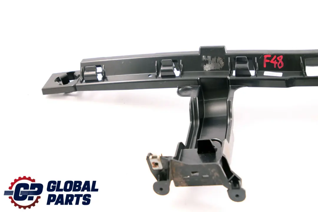 montaggio paraurti angolo posteriore destro Trim per BMW X1 F48 M Sport con numero di parte 7381120 BMW X1 F48 M Sport montaggio paraurti angolo posteriore destro Trim - SKU 7381120 - Numero di parte 7381120