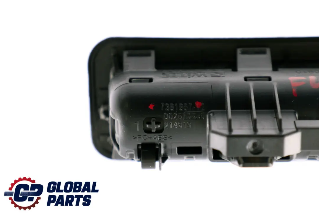 Tapa Maletero Empuñadura Portón Trasero Botón Cierre Maletero para BMW F40 con número de pieza 7381867 BMW F40 Tapa Maletero Empuñadura Portón Trasero Botón Cierre Maletero - SKU 7381867 - Número de pieza 7381867