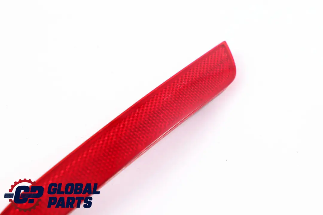 Riflettore paraurti posteriore destro per BMW F30 F32 F33 con numero di parte 7382234 BMW F30 F32 F33 Riflettore paraurti posteriore destro - SKU 7382234 - Numero di parte 7382234