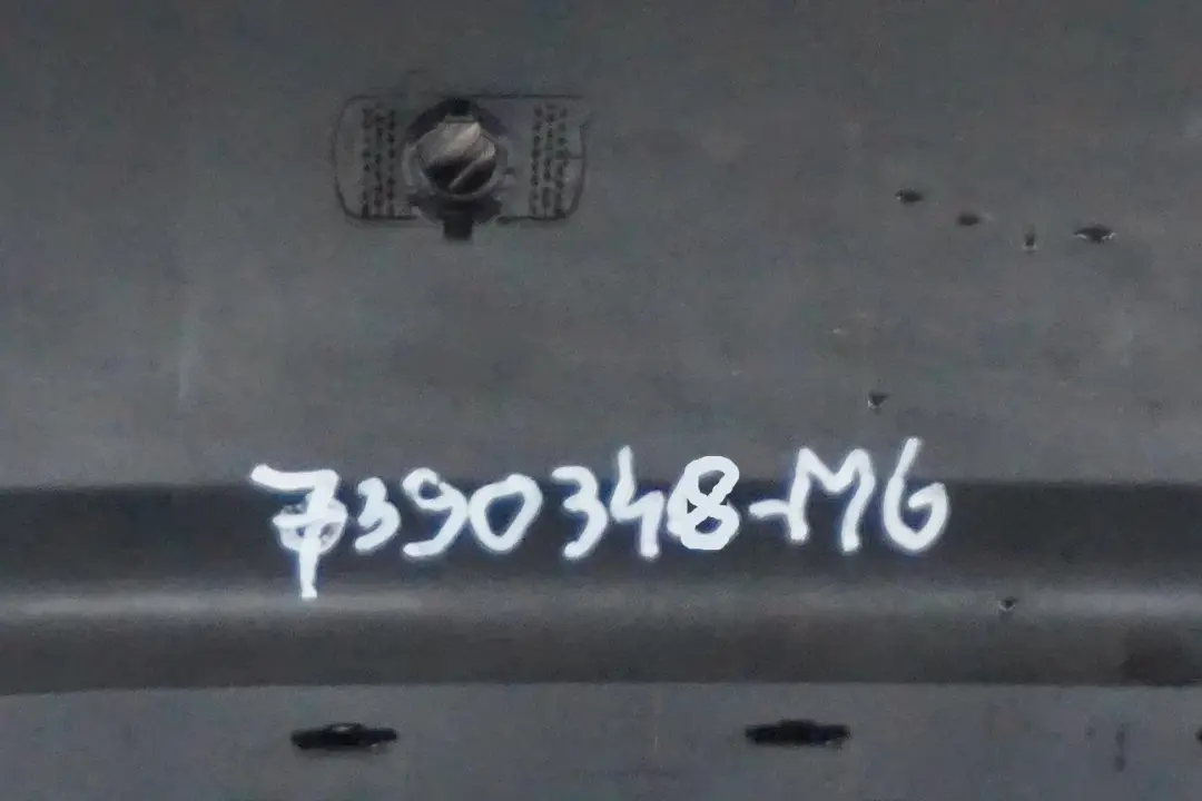 Zderzak tył mineralgrau do BMW F22 F23 o numerze 7390348 BMW F22 F23 Zderzak tył mineralgrau - SKU 7390348-MG - Numer Części 7390348