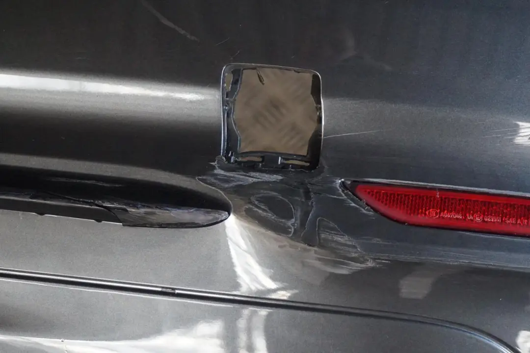 Zderzak tył mineralgrau do BMW F22 F23 o numerze 7390348 BMW F22 F23 Zderzak tył mineralgrau - SKU 7390348-MG - Numer Części 7390348