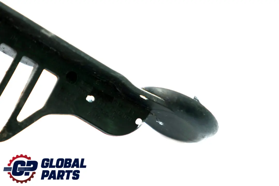 Kratka Podszybia Lewa do BMW F20 F21 F22 F23 LCI o numerze 7402089 BMW F20 F21 F22 F23 LCI Kratka Podszybia Lewa - SKU 7402089 - Numer Części 7402089