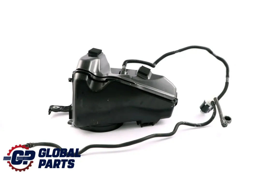 Zbiornik adblue SCR do BMW F20 F21 LCI o numerze 7403541 BMW F20 F21 LCI Zbiornik adblue SCR - SKU 7403541 - Numer Części 7403541