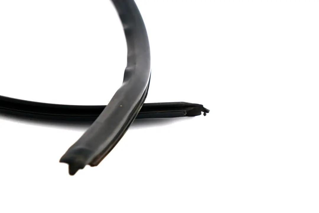 Vorne Abdeckung Frontscheibe Oben Dichtung für Mini Cooper One F56 mit Teilenummer 7404771 Mini Cooper One F56 Vorne Abdeckung Frontscheibe Oben Dichtung - SKU 7404771 - Teilenummer 7404771