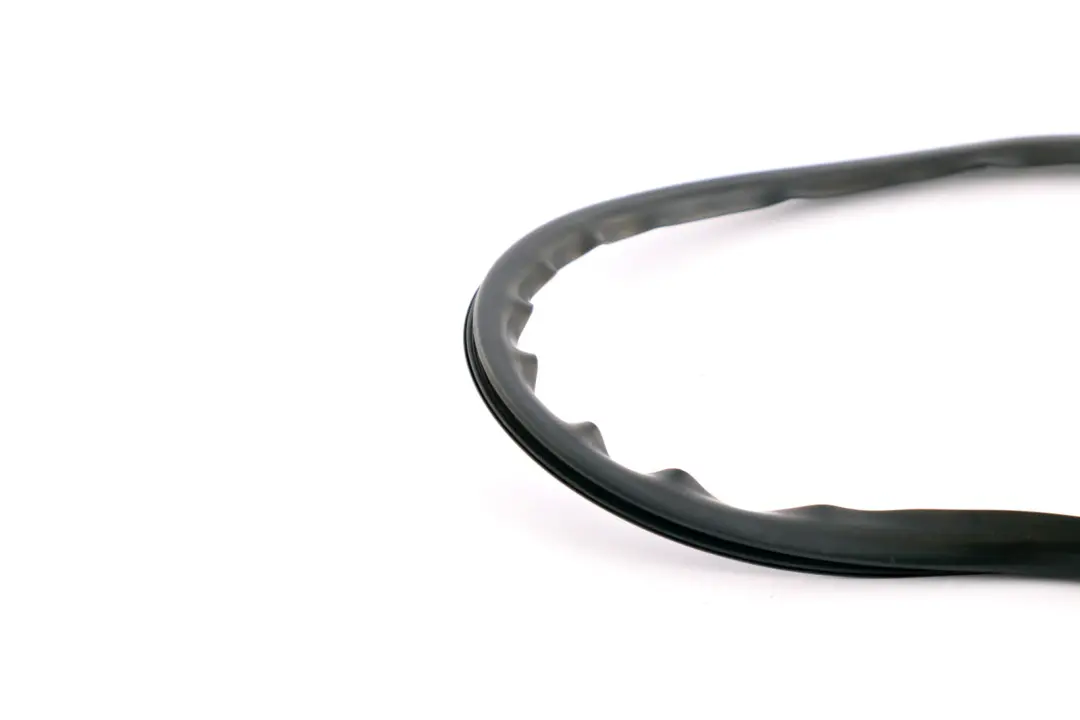 Frontale Copertura Parabrezza Superiore Guarnizione per Mini Cooper One F56 con numero di parte 7404771 Mini Cooper One F56 Frontale Copertura Parabrezza Superiore Guarnizione - SKU 7404771 - Numero di parte 7404771