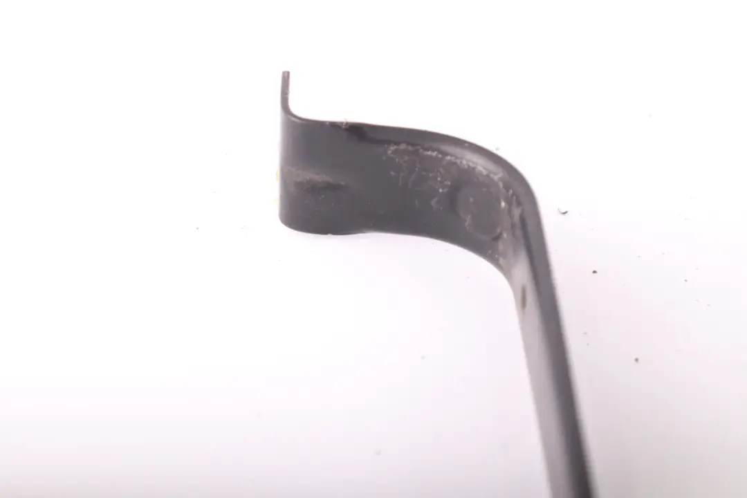 Uchwyt Mocowanie Baku do Mini F55 F56 F57 o numerze 7409234 Mini F55 F56 F57 Uchwyt Mocowanie Baku - SKU 7409234 - Numer Części 7409234