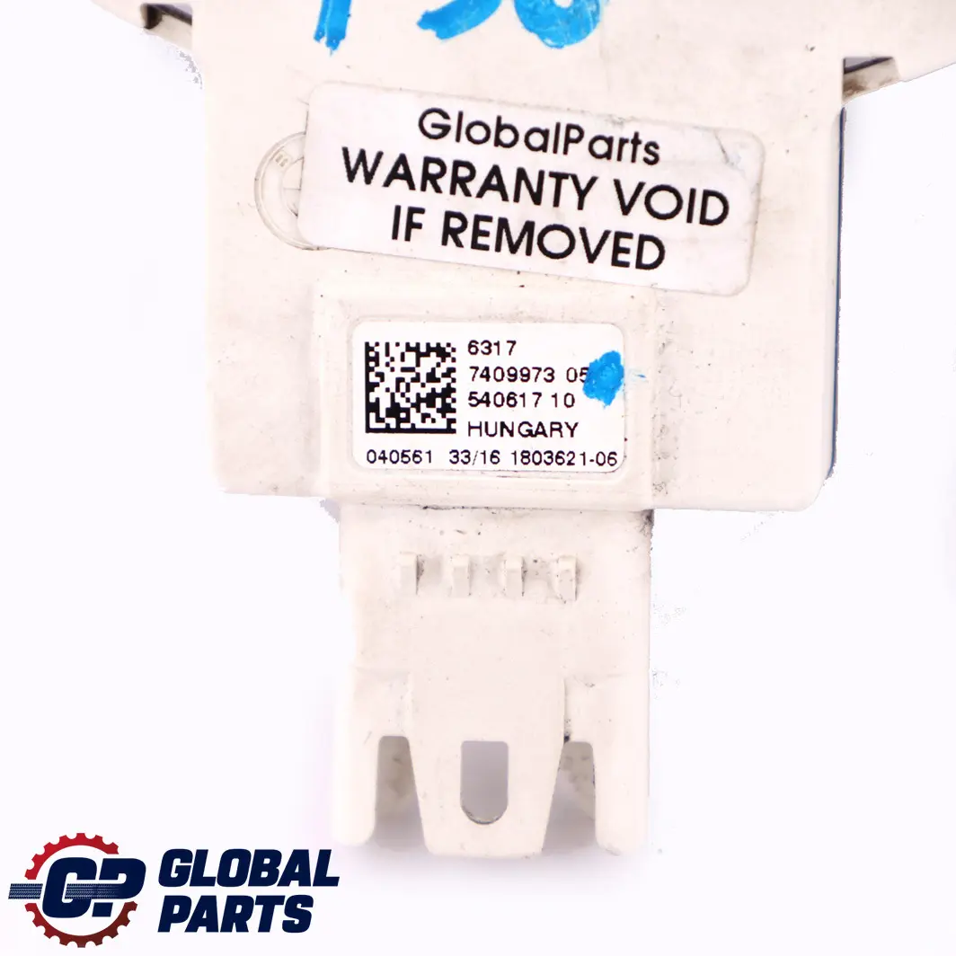 740e B48X Light Unit Charging Socket Cover to BMW 3 7 E30 LCI 330e G11 with Part number 7409973 BMW 3 7 E30 LCI 330e G11 740e B48X Light Unit Charging Socket Cover - SKU 7409973 - Part number 7409973